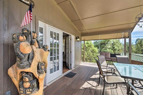 Cozy Bear Hill Cabin with Hot Tub and Game Room! - image 9