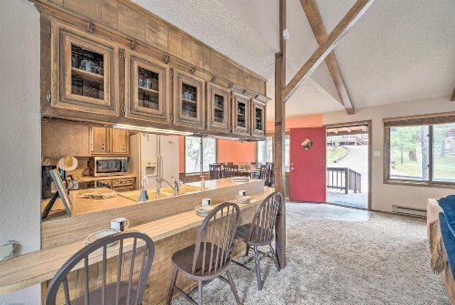Ruidoso Home with Deck 4 Mi to Ski Apache! - image 12