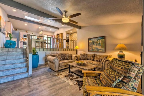 Casa Flores Escape with Sunroom and Golf Course - image 9