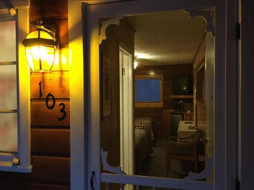 Giant Oaks Lodge - image 35