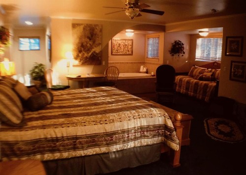 Giant Oaks Lodge - image 36