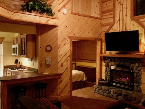 Giant Oaks Lodge - image 49