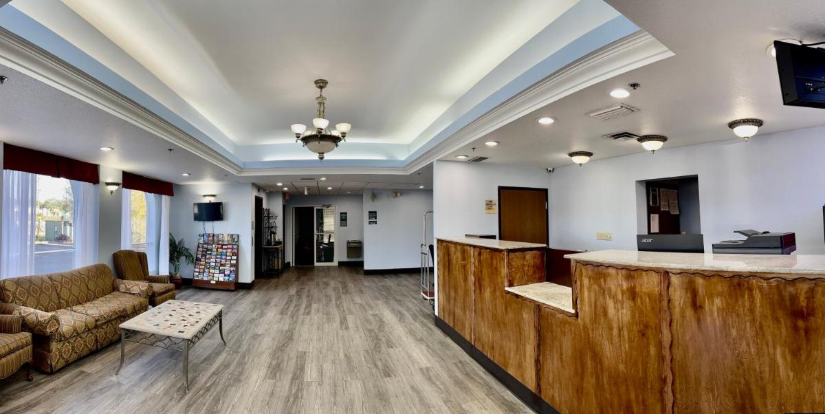 Ruskin Inn Tampa-Sun City Center - image 3
