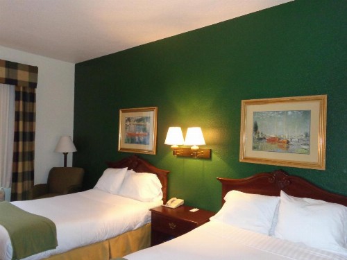 Ruskin Inn Tampa-Sun City Center - image 5