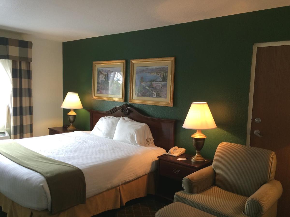 Ruskin Inn Tampa-Sun City Center - image 6