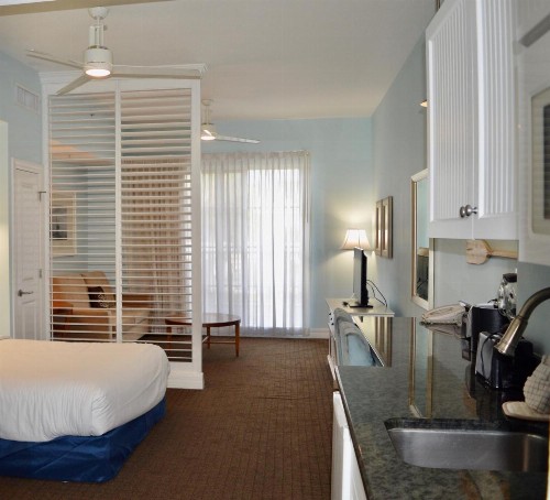 Harborside Suites At Little Harbor - image 3