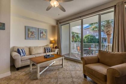 U420 Florida at it's finest! Tampa Bay hidden gem resort-style community!