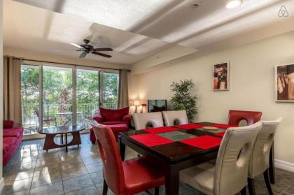 U462 Florida at it's finest! Tampa Bay hidden gem resort-style community!