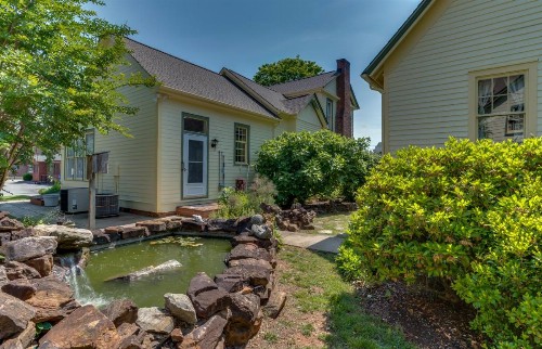 Carrier Houses Inn - image 13