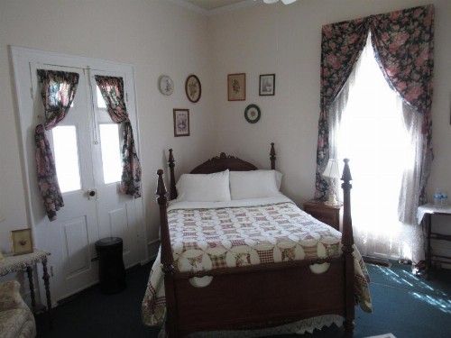 Carrier Houses Inn - image 29