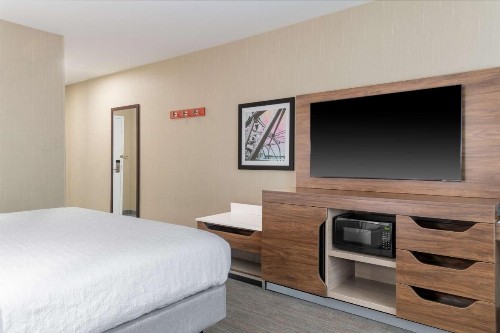 Hampton Inn & Suites Sacramento-Auburn Boulevard - image 15