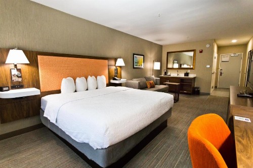 Hampton Inn & Suites Sacramento-Auburn Boulevard - image 23
