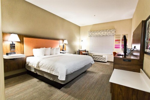 Hampton Inn & Suites Sacramento-Auburn Boulevard - image 48