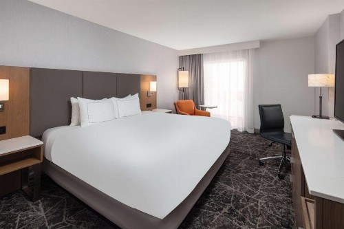 DoubleTree By Hilton Sacramento - image 4