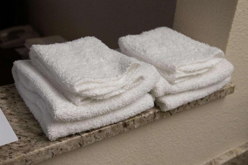 Quality Inn Sacramento - image 15
