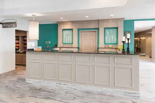 Hilton Garden Inn Sacramento/South Natomas - image 10