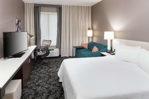 Hilton Garden Inn Sacramento/South Natomas - image 17