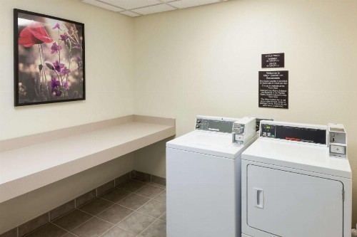 Hilton Garden Inn Sacramento/South Natomas - image 24