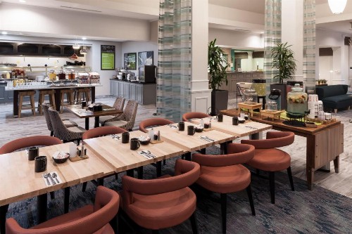 Hilton Garden Inn Sacramento/South Natomas - image 26
