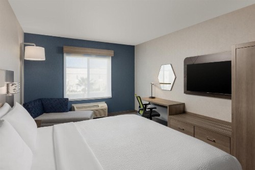 Holiday Inn Express Sacramento Cal Expo an IHG Hotel - image 24