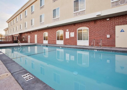 Holiday Inn Express Sacramento Cal Expo an IHG Hotel - image 25
