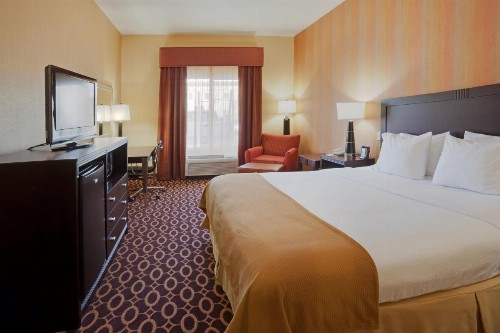 Holiday Inn Express Sacramento Cal Expo an IHG Hotel - image 29