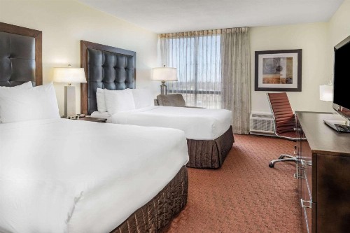 Crowne Plaza Sacramento Northeast an IHG Hotel - image 37