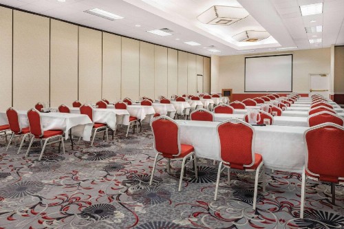 Crowne Plaza Sacramento Northeast an IHG Hotel - image 38