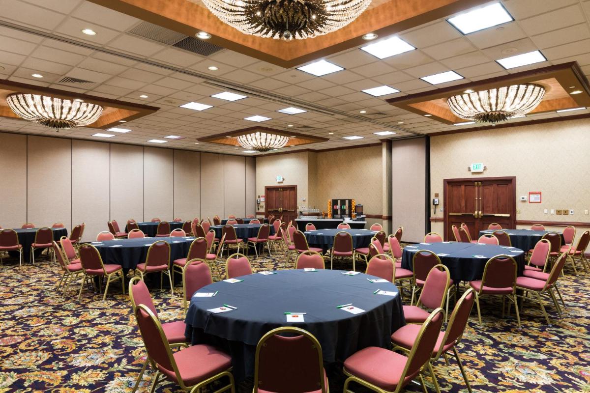 Holiday Inn Sacramento Downtown-Arena an IHG Hotel - image 7