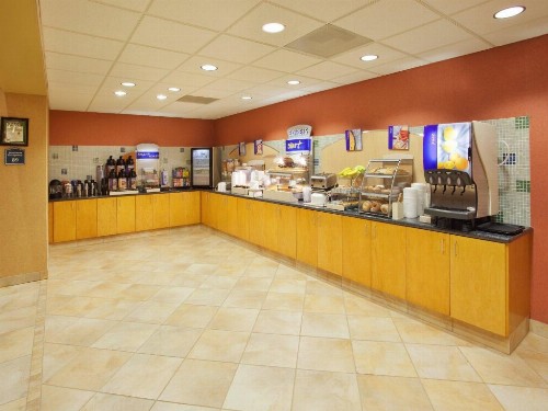 Holiday Inn Express Hotel & Suites Sacramento Airport Natomas an IHG Hotel - image 14