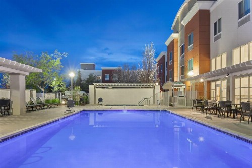 Holiday Inn Express Hotel & Suites Sacramento Airport Natomas an IHG Hotel - image 18