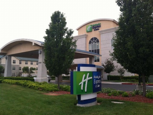 Holiday Inn Express Hotel & Suites Sacramento Airport Natomas an IHG Hotel - image 26