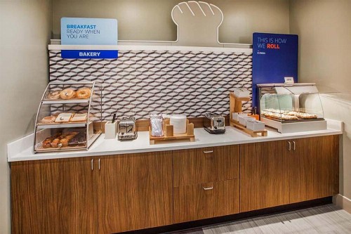 Holiday Inn Express Hotel & Suites Sacramento Airport Natomas an IHG Hotel - image 33