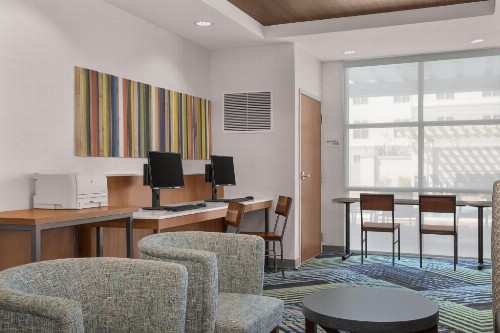 Holiday Inn Express Hotel & Suites Sacramento Airport Natomas an IHG Hotel - image 9