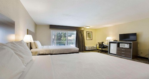 SureStay Plus Hotel by Best Western Sacramento North - image 12