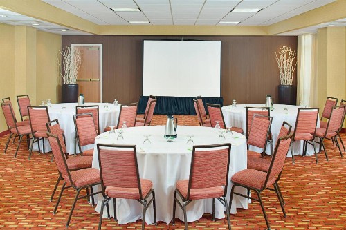 Courtyard by Marriott Sacramento Midtown - image 22