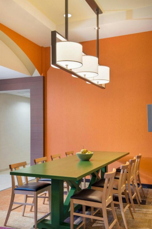 Fairfield Inn Sacramento Cal Expo - image 11