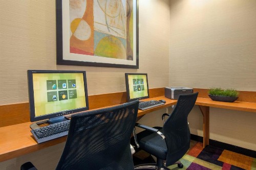 Fairfield Inn Sacramento Cal Expo - image 15
