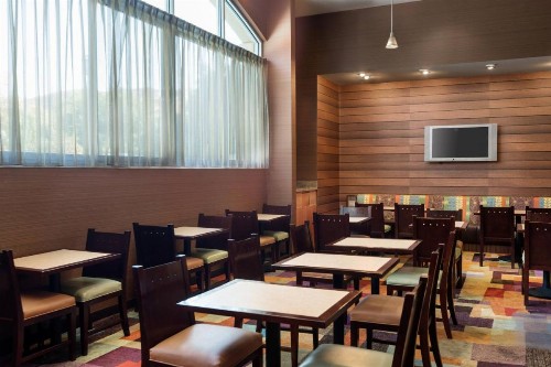 Fairfield Inn Sacramento Cal Expo - image 16