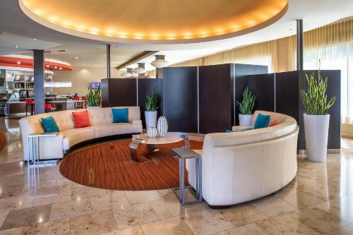 Courtyard by Marriott Sacramento Cal Expo - image 1