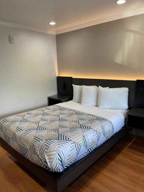 Motel 6 Sacremento Ca - Downton - image 19