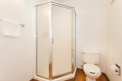 Motel 6 Sacremento Ca - Downton - image 37