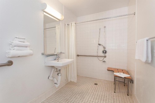 Motel 6 Sacremento Ca - Downton - image 9