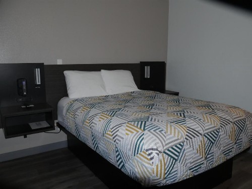 Motel 6-Sacramento CA - South - image 31