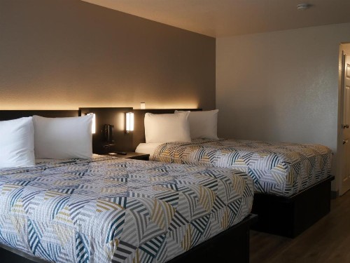 Motel 6-Sacramento CA - South - image 32