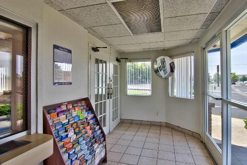 Motel 6-Sacramento CA - South - image 38