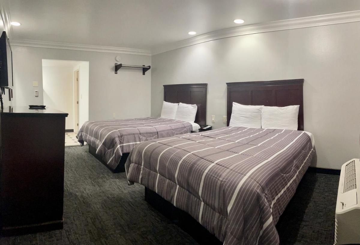 Americas Best Value Inn - Downtown/Convention Center - image 4