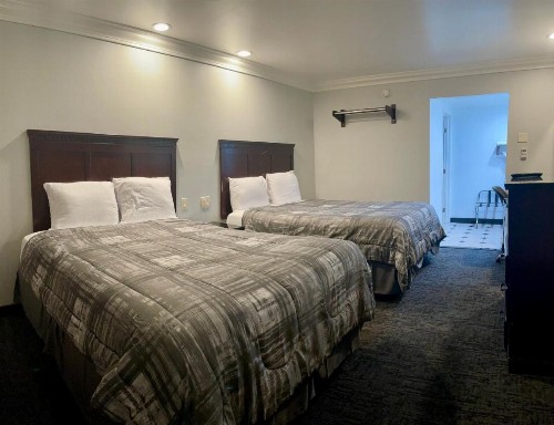 Americas Best Value Inn - Downtown/Convention Center - image 9