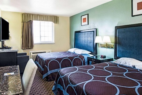 Super 8 by Wyndham Sacramento/Florin Rd - image 10