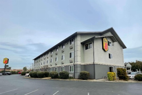 Super 8 by Wyndham Sacramento/Florin Rd - image 12